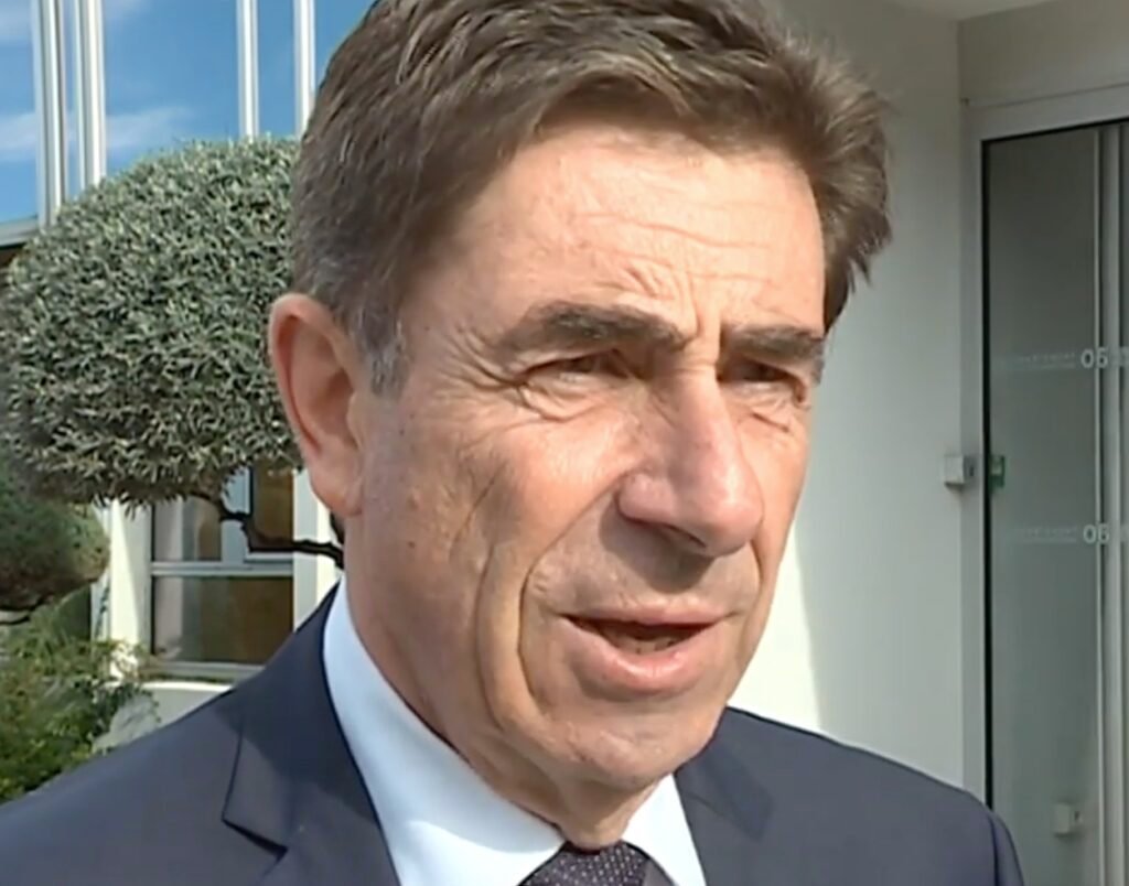 Charles Ange Ginésy